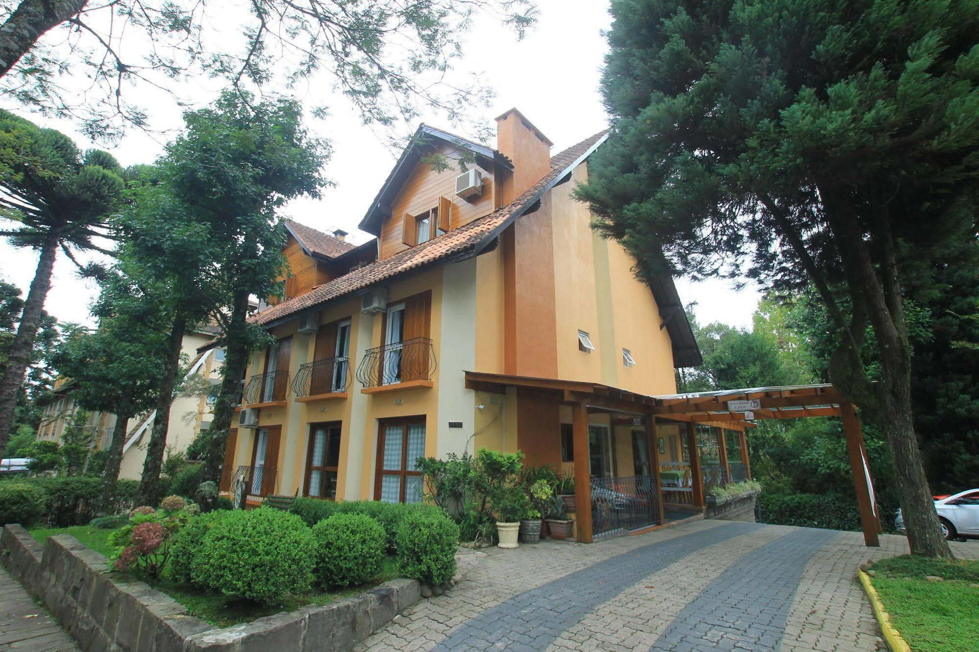 Pousada Águia Branca Gramado Esterno foto