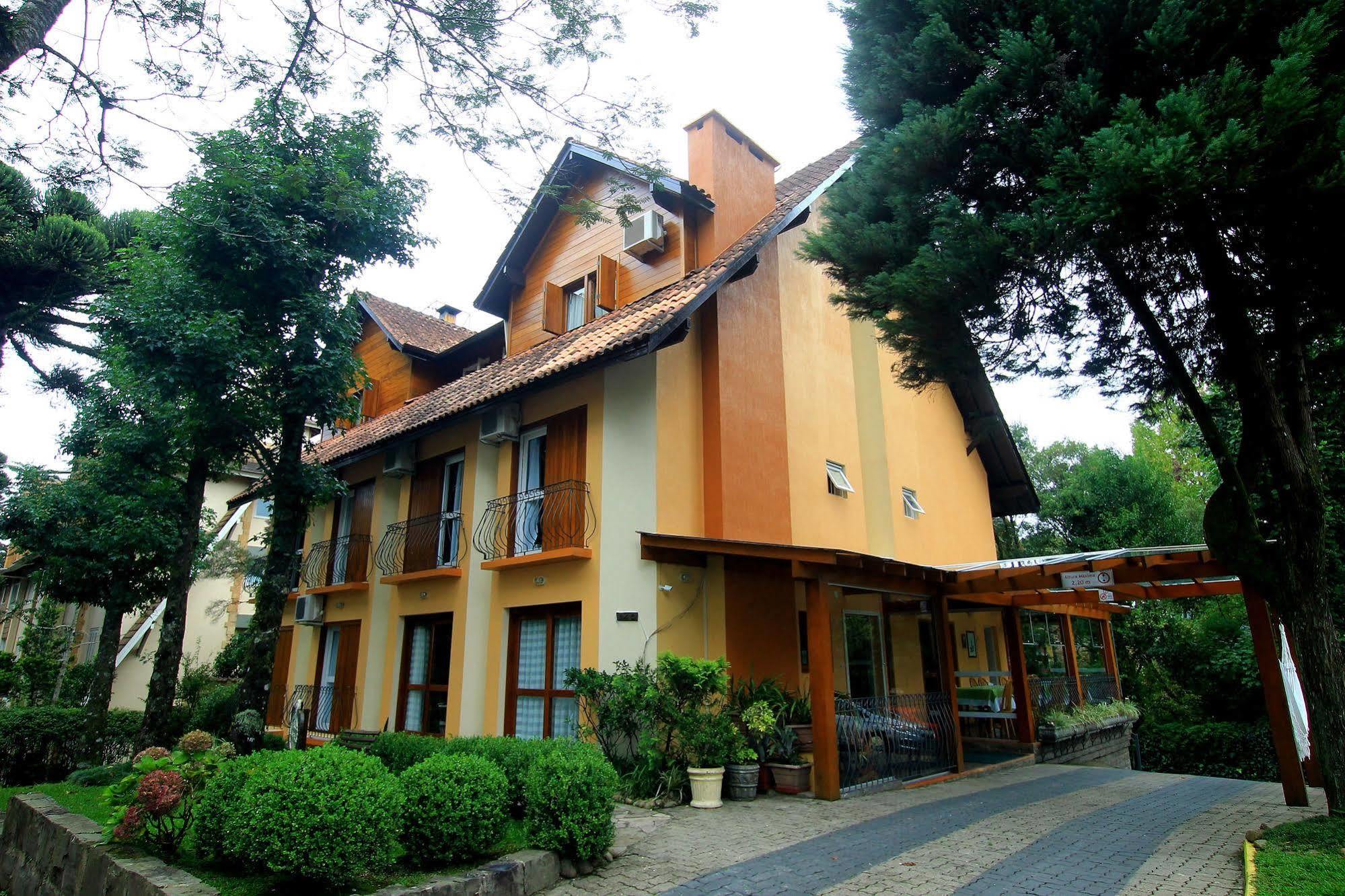 Pousada Águia Branca Gramado Esterno foto